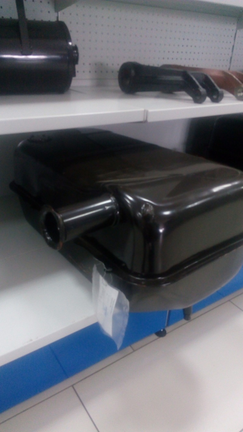 Бак топливный правый (металл) — 1