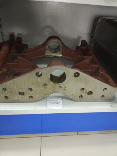 Брус передний МТЗ-1221