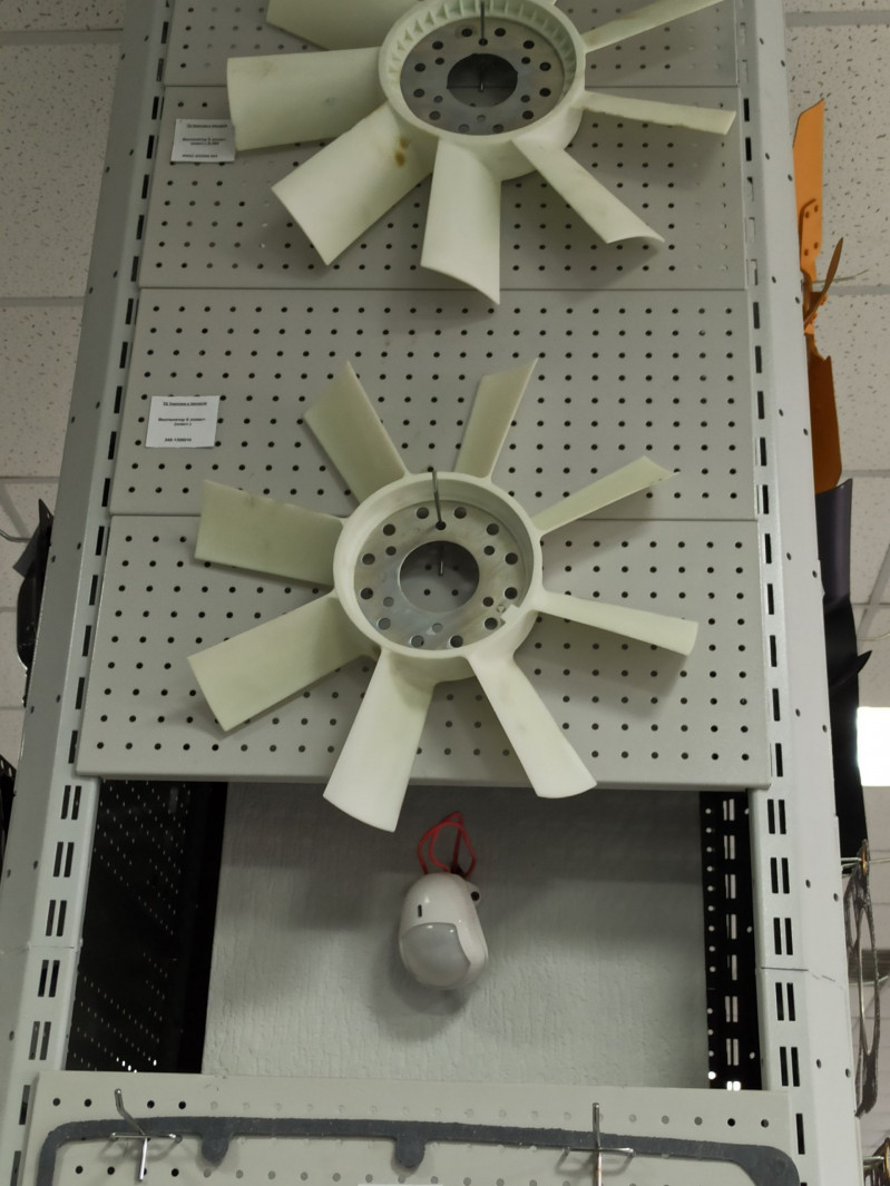 Вентилятор 8 лопаст. (пласт.) Д-260 — 1