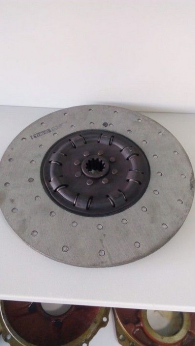 Диск сцепления усиленный пружины закрыты (Тюмень)