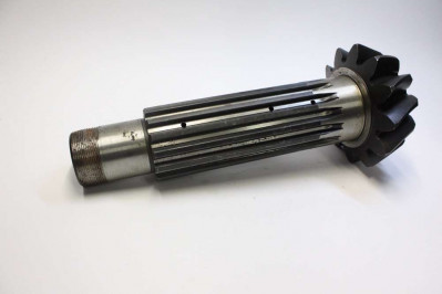 Вал вторичный 1523