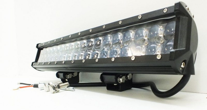 Балка светодиодная CH019В 90W 4D 30 диодов по 3W(выпуклая линза)(габаритные размеры)65*80*368мм — 1