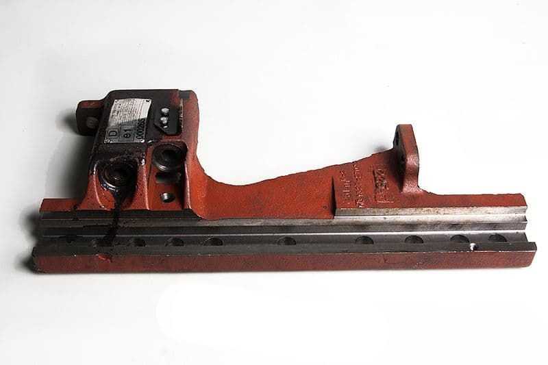 Боковина левая (литая) (1322-2707261-А-01) — 1